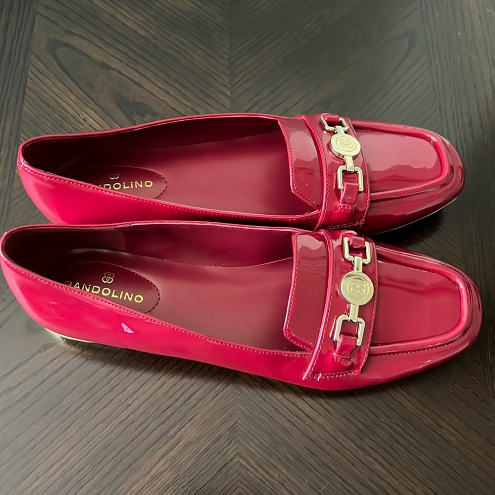 Bandolino Flats